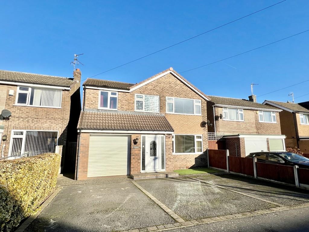 WOODLAND DRIVE, SOUTHWELL 4 bed detached house £1,400 pcm (£323 pw)