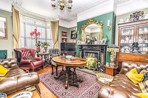 3 bedroom terraced house for sale, Haslemere Road, Southsea
