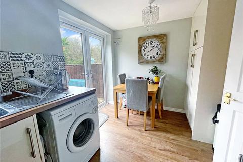 6 Roebuck Close, Royal Wootton Bassett, Swindon, SN4 8NL
