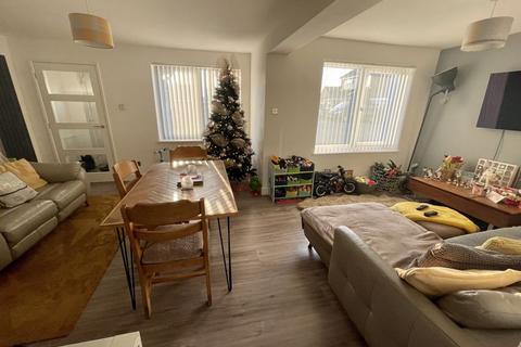 44 Bidwell Hill, Houghton Regis, Dunstable, LU5 5EP