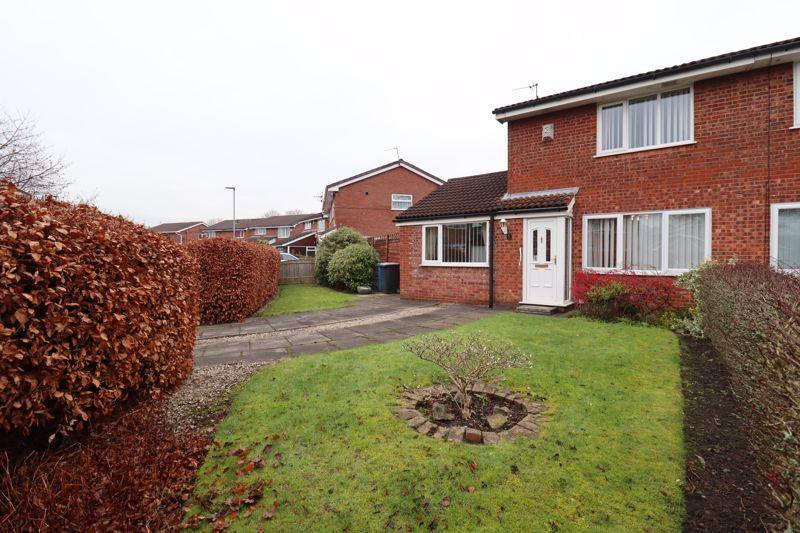 St. Davids Drive, Callands, WA5 3 bed semidetached house £195,000