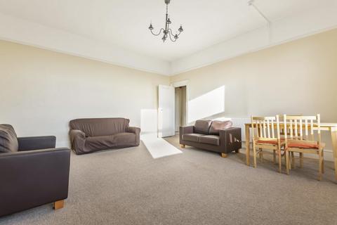 Flat 4, 17 Thicket Road, London, SE20 8DB