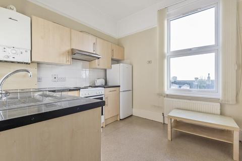 Flat 4, 17 Thicket Road, London, SE20 8DB