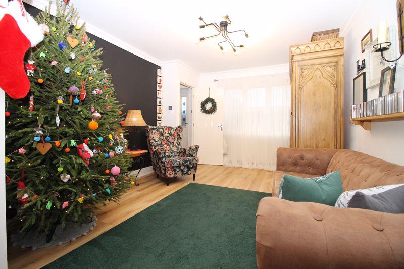 Ryder Road, Kirby Frith, Leicester 3 bed semidetached house £225,000