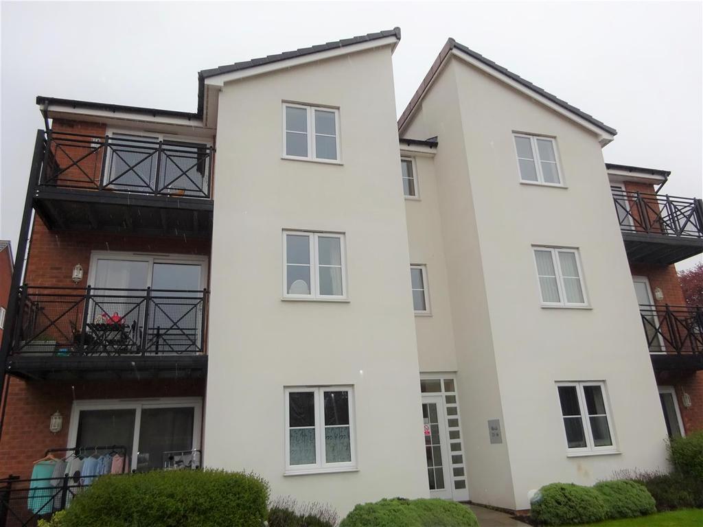 Poppleton Close, Spon End, Coventry 1 bed apartment £700 pcm (£162 pw)