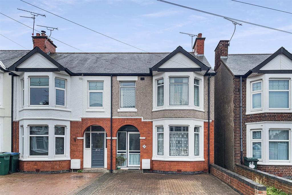 Brackenhurst Road, Brownshill Green, Coventry 3 bed end of terrace