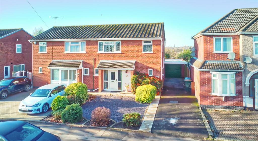 Clifford Bridge Road, Binley, Coventry 3 bed semidetached house £250,000