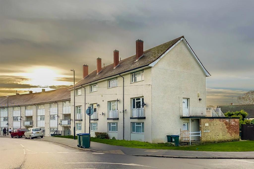 Jardine Crescent, Tile Hill, Coventry 2 bed apartment £100,000
