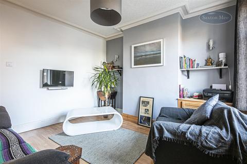 188 Fox Hill Road, Sheffield, S6 1HE