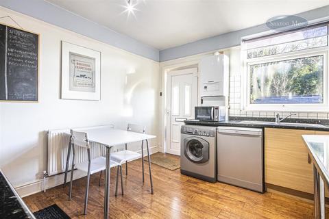 188 Fox Hill Road, Sheffield, S6 1HE