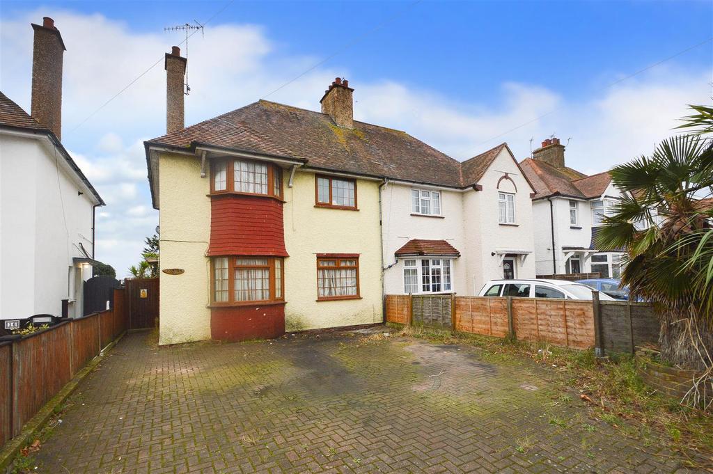 St. Anthonys Avenue, Eastbourne 4 bed semidetached house £350,000