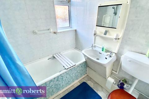 6 Hexham Avenue, Seaham, SR7 8NA