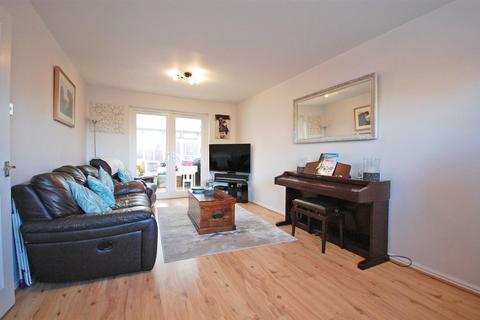 29 Cuckoo Way, Great Notley, Braintree, CM77 7WG