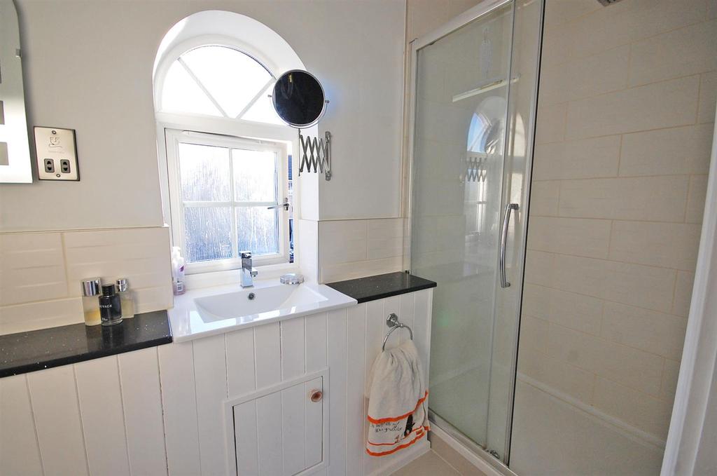 Ensuite.jpg