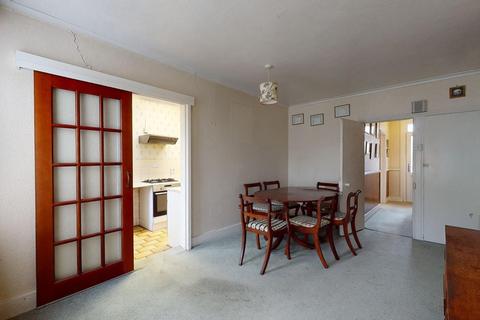 9 Station Road, Folkestone, CT19 4AY