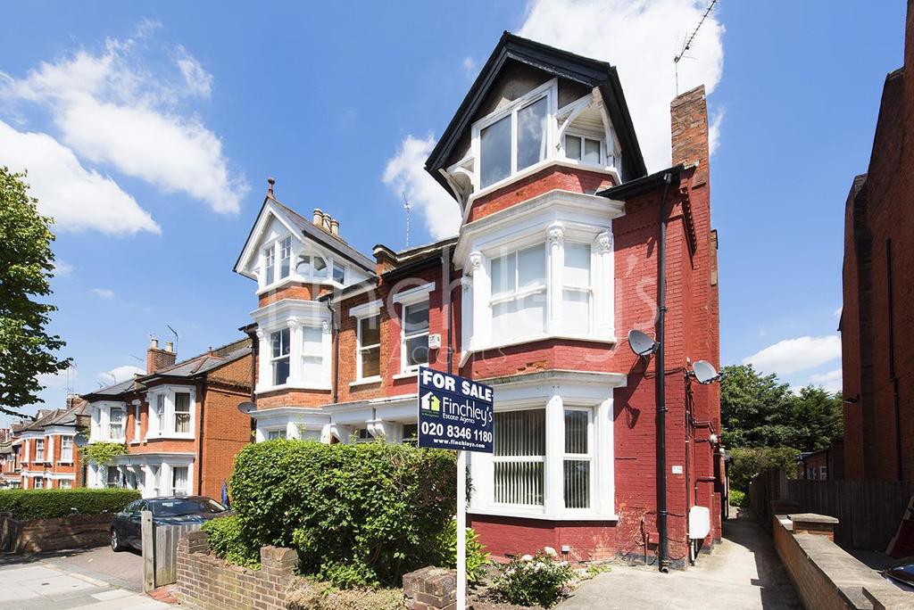 Elm Park Road, London 1 bed flat for sale £325,000