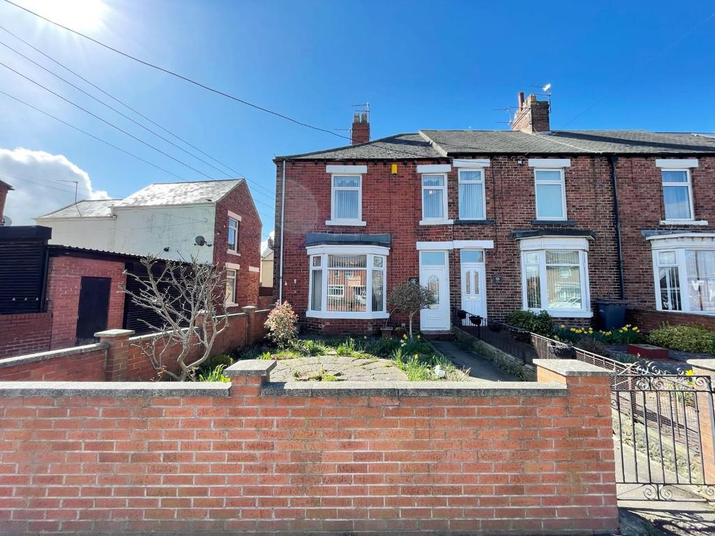 Greenfields Road, Auckland 3 bed end of terrace house £70,000