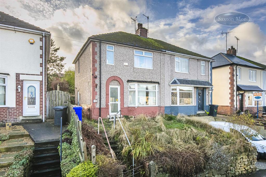 Smithy Moor Avenue, Stocksbridge, S36 1FN 3 bed semidetached house £