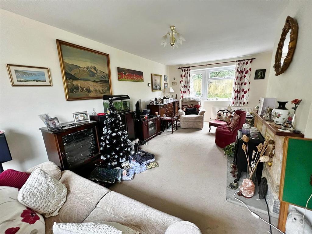 Spencer Road, Ryde 4 bed detached house £525,000