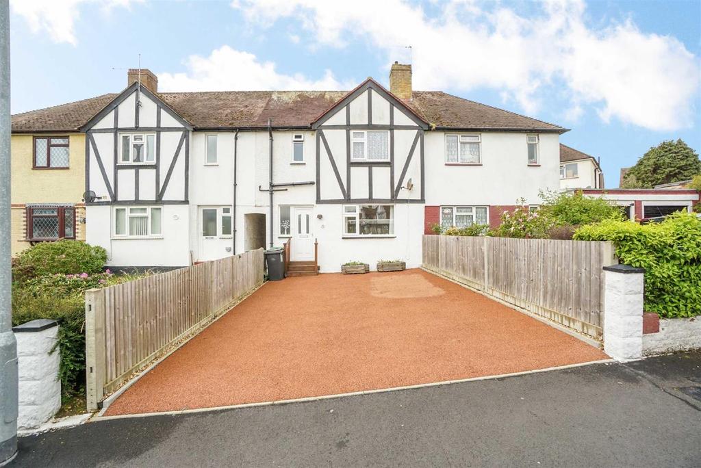 Oxford Road, St. Leonardsonsea 3 bed terraced house £300,000