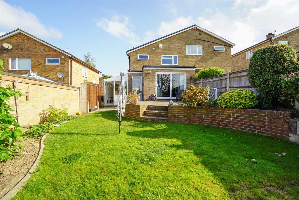 Birch Way, Hastings 3 bed semidetached house £349,950