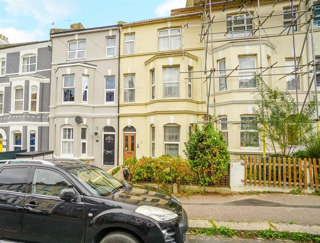 Horntye Road, St. Leonardsonsea 4 bed terraced house £275,000