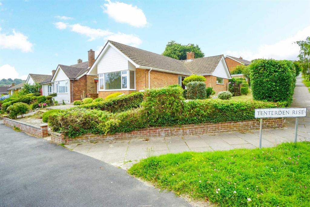 Ashford Road, Hastings 2 bed detached bungalow £375,000