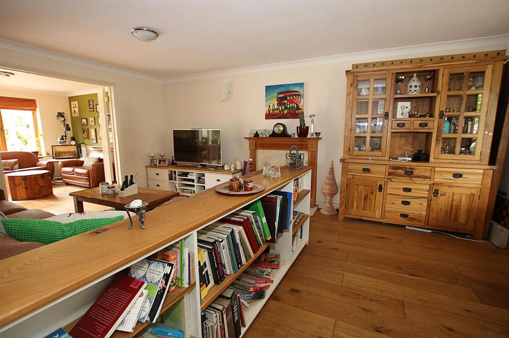 Living Room.jpg