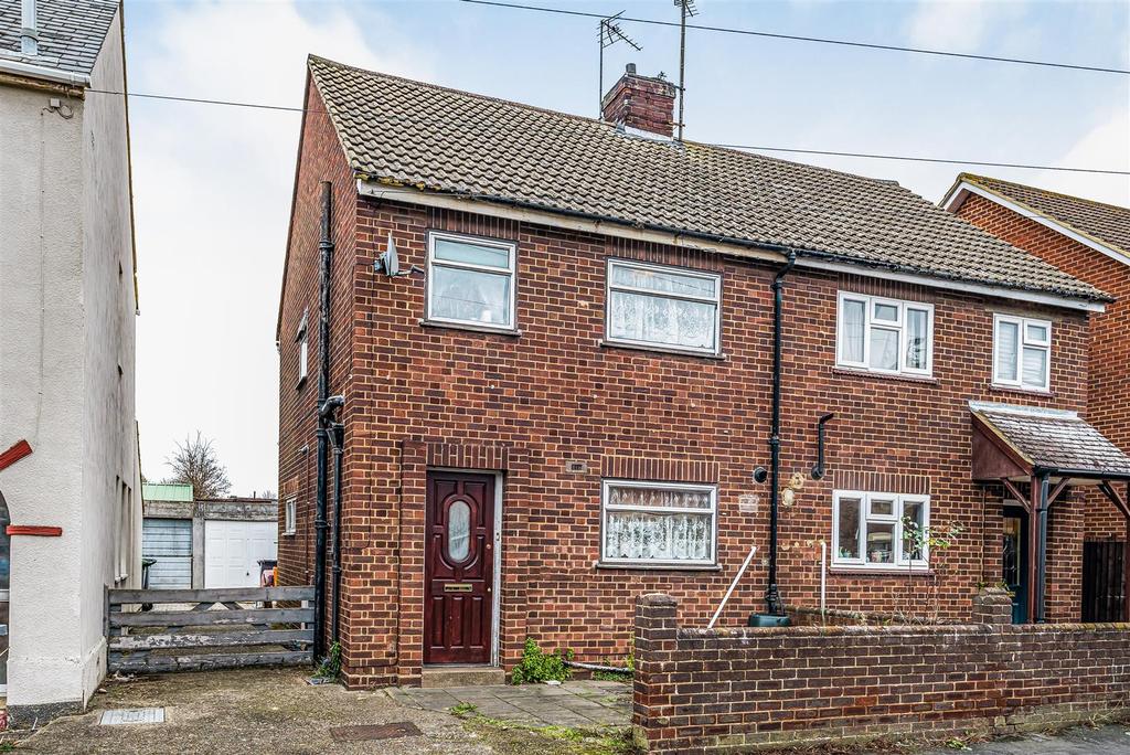High Street, Clapham, Bedford 3 bed semidetached house £235,000