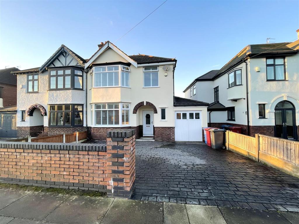 Thingwall Hall Drive, Liverpool 3 bed semidetached house £325,000