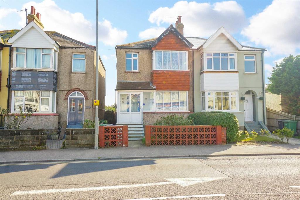 Bexhill Road, St. Leonardsonsea 3 bed semidetached house for sale £319,950