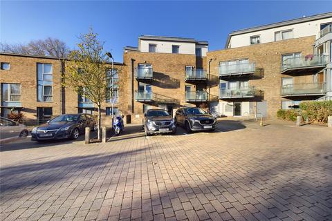 2 bedroom apartment for sale - Lily Close, Pinner, Middlesex, HA5