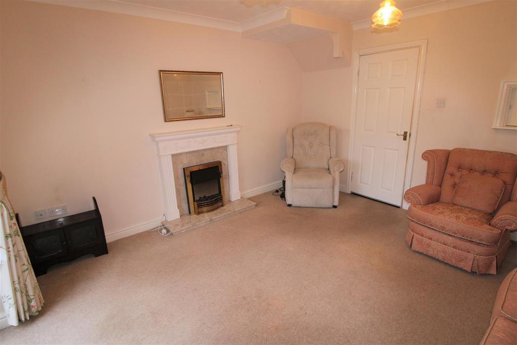 Bourton Croft, Solihull 2 bed terraced house for sale £235,000