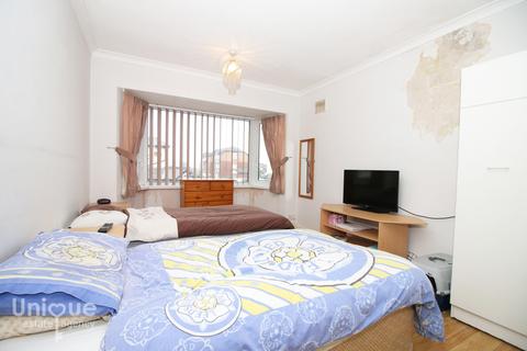 91 Beach Road, Thornton-cleveleys, FY5 1EW