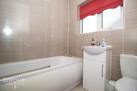 91 Beach Road, Thornton-cleveleys, FY5 1EW