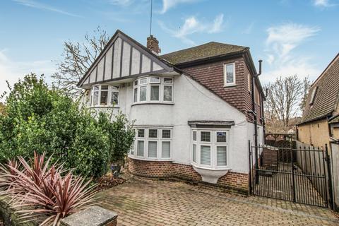 4 bedroom semi-detached house for sale - Cheam Road, Ewell Village KT17