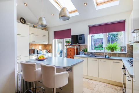 224 Grange Road, London, SE25 6TB