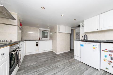 6 Firth Road, Leeds, LS11 7HJ