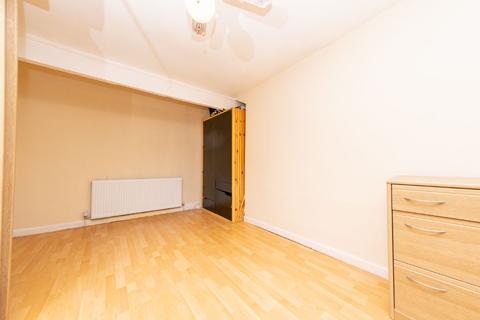 6 Firth Road, Leeds, LS11 7HJ