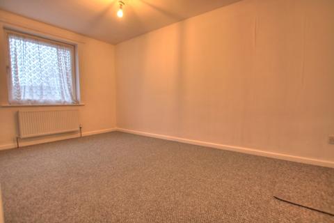 3 bedroom semi-detached house to rent - Greely Road, Westerhope, Newcastle upon Tyne, NE5