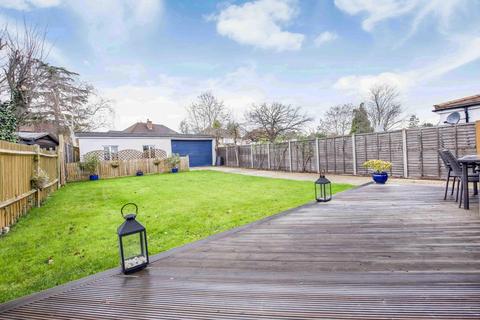 41 Leyfield, Worcester Park, KT4 7LP
