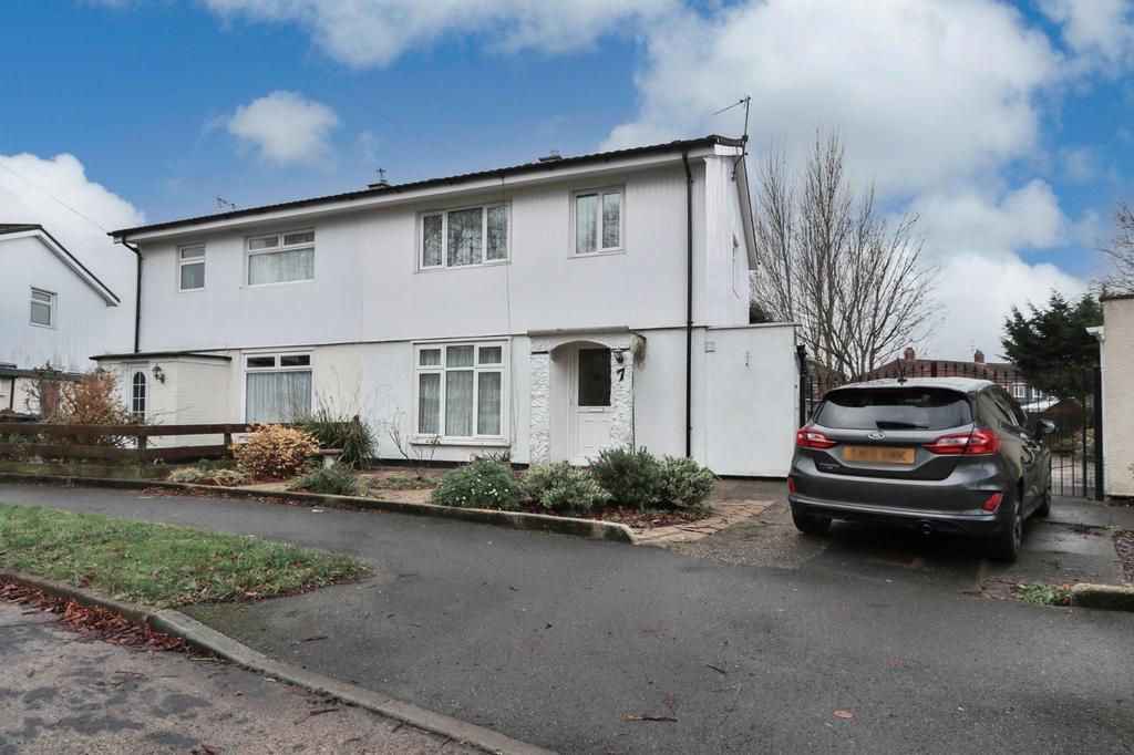 Strensall Road, Hull, HU5 3 bed semidetached house £70,000