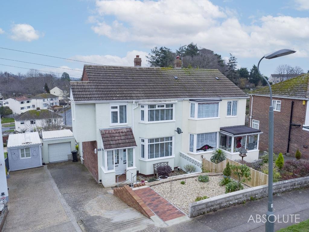 Frobisher Green, Torquay, Devon, TQ2 3 bed semidetached house £310,000