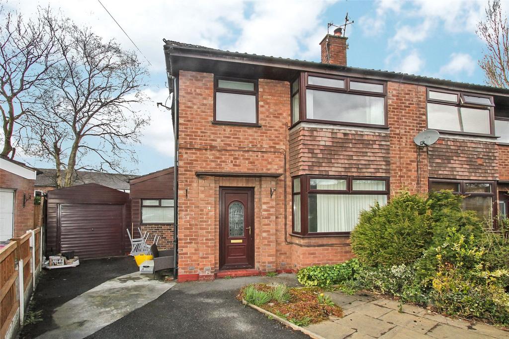 Holyrood Drive, Swinton, M27 3 bed semidetached house £239,950
