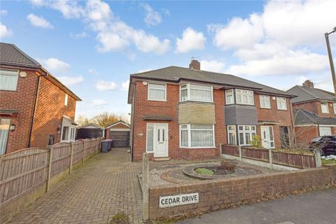 9 Cedar Drive, Clifton, Manchester, M27 6WF