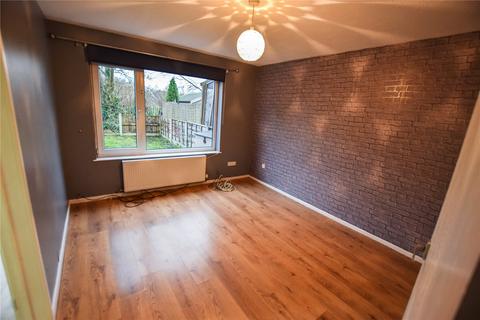 2 bedroom terraced house to rent, Robinia Close, Eccles, Manchester, M30