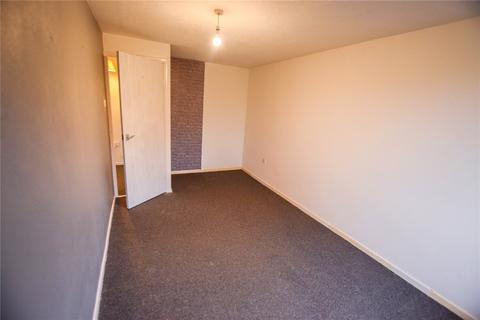 2 bedroom terraced house to rent, Robinia Close, Eccles, Manchester, M30