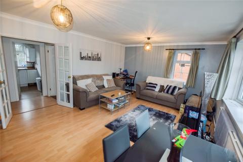 2 bedroom flat to rent, Ellesmere Road, Eccles, Manchester, M30