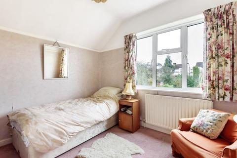 43 Crest Road, Bromley, BR2 7JA