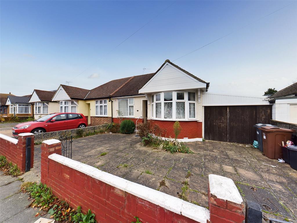 Parkfield Crescent, Feltham, Middlesex, TW13 2 bed bungalow £395,000